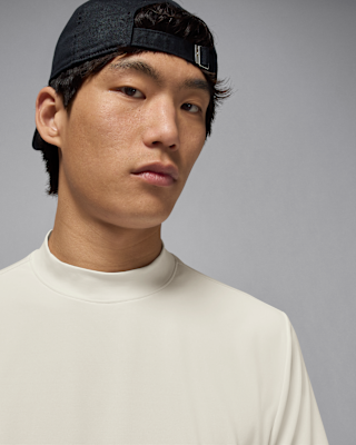 Jordan Sport Men's Mock-Neck Golf T-Shirt. Nike JP